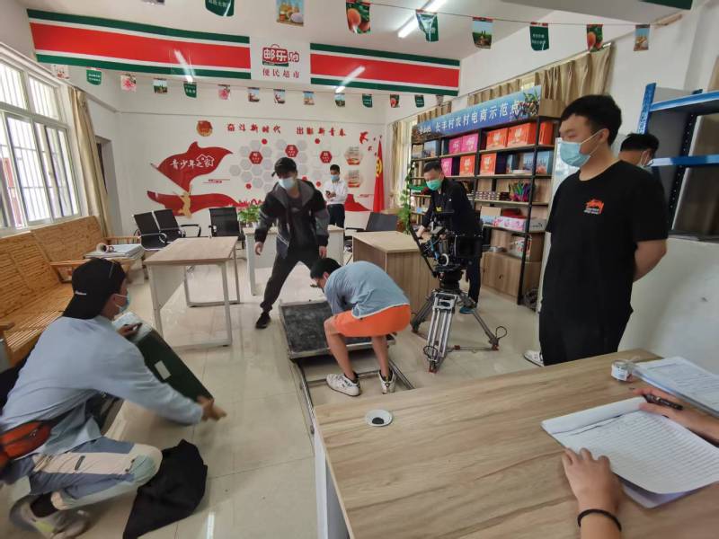 白城广告片拍摄公司：极简主义践行者，少即是多的视觉哲学